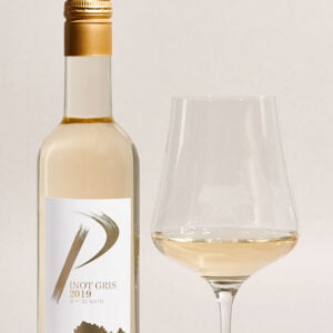 Pinot Gris Tannerhalde mit Glas